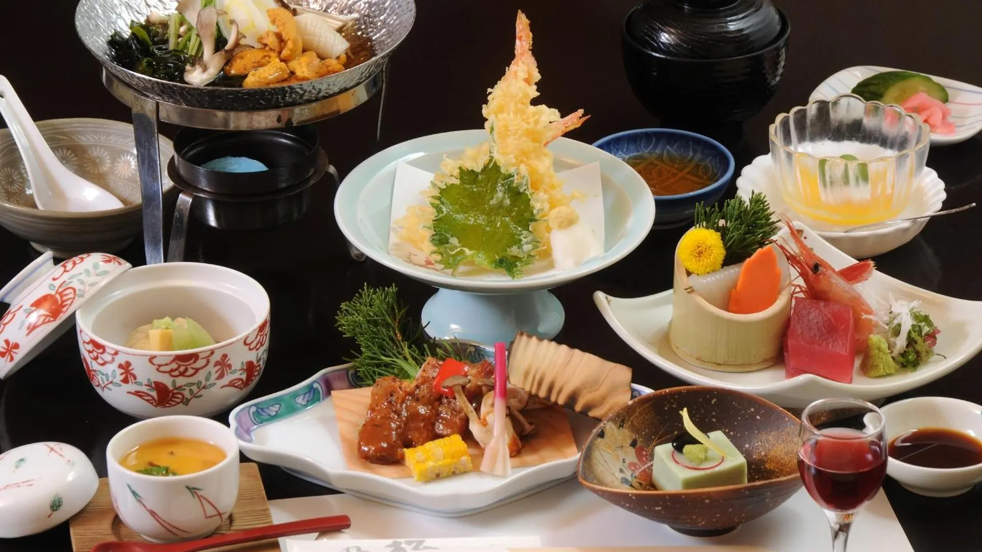 Ryokan Ichinomatsu Hakodate 5*,